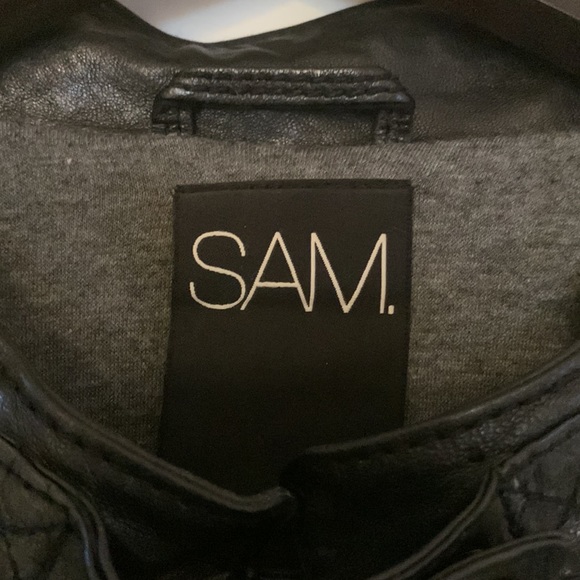SAM. Leather jacket used couple of times looks like new size L beautiful leather - Picture 2 of 16
